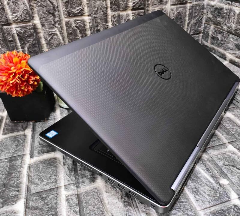 DELL PERCISION 7720